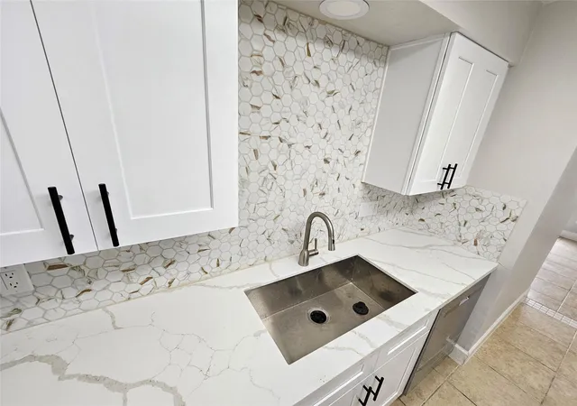 5th image of 4122 Belle Park Dr, Houston, TX 77072 | MLS# 27756767