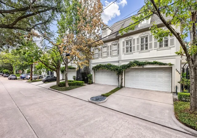 2nd image of 2429 North Blvd, Houston, TX 77098 | MLS# 52859690