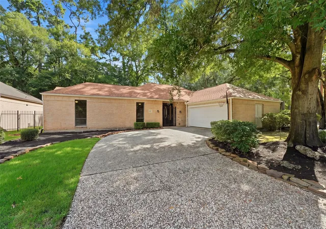 2nd image of 3111 Breezy Pines Ct, Kingwood, TX 77339 | MLS# 60693366