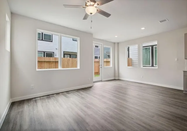 Photo 2 of Single family home for sale at 1015 Cedar Pl Ln, Missouri City, TX 77459 | MLS# 86213251 | Listing updated on 2026-09-06