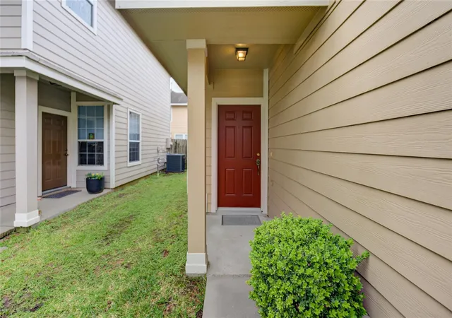 Photo 2 of Sale Pending at 16631 Newglen Ln, Houston, TX 77084 | MLS# 42406610 | Listing updated on 2026-08-30