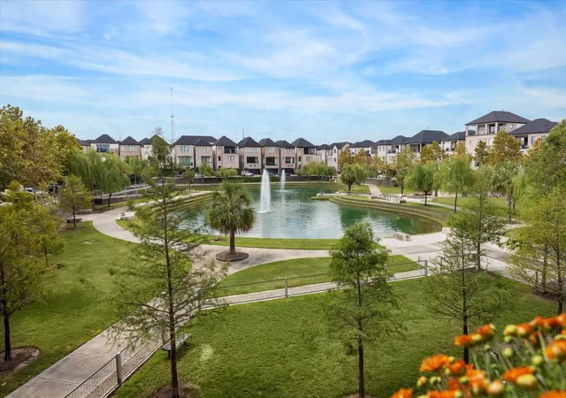 3rd image of 2613 Maxroy St, Houston, TX 77007 | MLS# 75113938