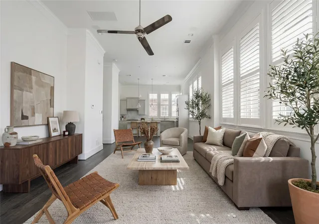 5th image of 2613 Maxroy St, Houston, TX 77007 | MLS# 75113938