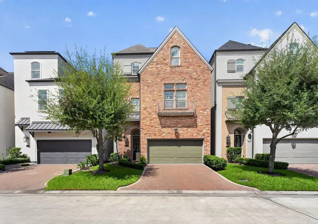 1st image of 98 Gateway Park Pl, Spring, TX 77380 | MLS# 60950332