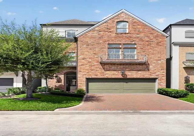 2nd image of 98 Gateway Park Pl, Spring, TX 77380 | MLS# 60950332