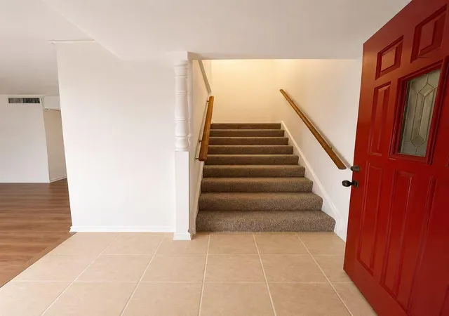4th image of 5218 Milwee St #6, Houston, TX 77092 | MLS# 42146341