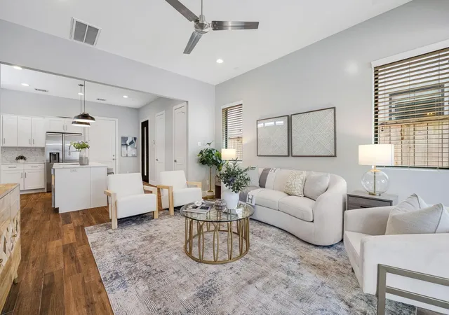 4th image of 114 E 33Rd St #B, Houston, TX 77018 | MLS# 9327652