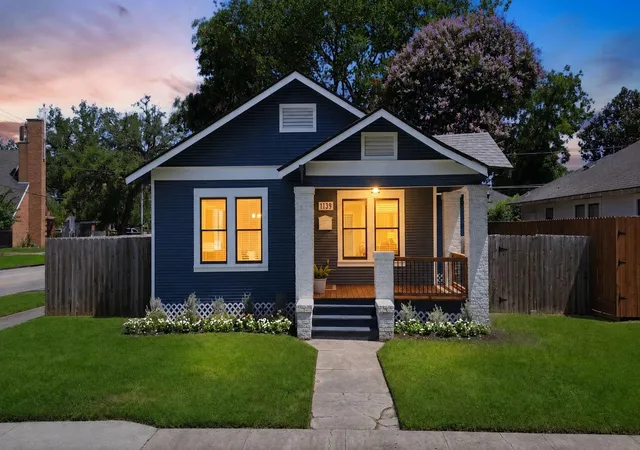 1st image of 1139 W Gardner St, Houston, TX 77009 | MLS# 59811240
