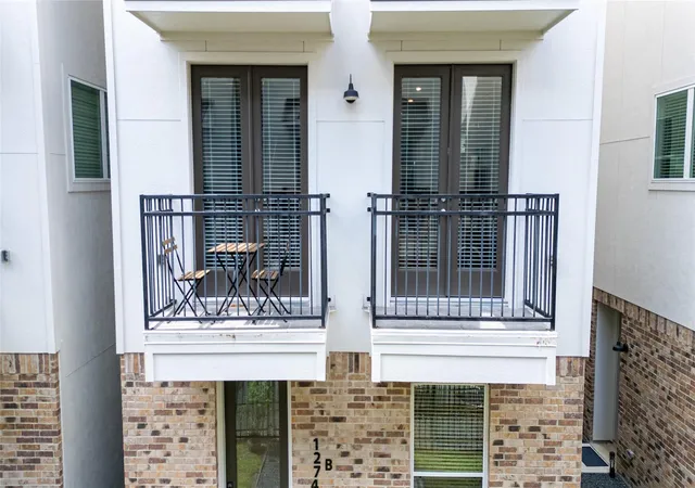 1st image of 1274 N Post Oak Rd #B, Houston, TX 77055 | MLS# 71233882