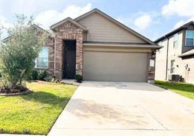 Photo 2 of Single family home for sale at 8310 Rose Petals Ln, Rosharon, TX 77583 | MLS# 81807149 | Listing updated on 2026-09-07