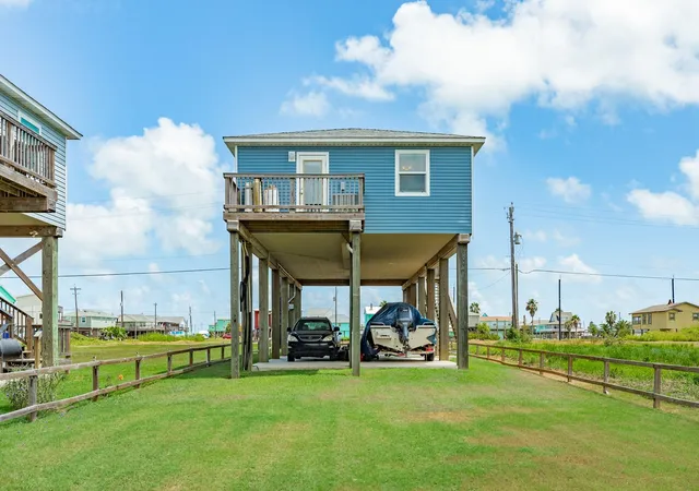 27th image of 1310 Monument Dr, Freeport, TX 77541 | MLS# 2241531