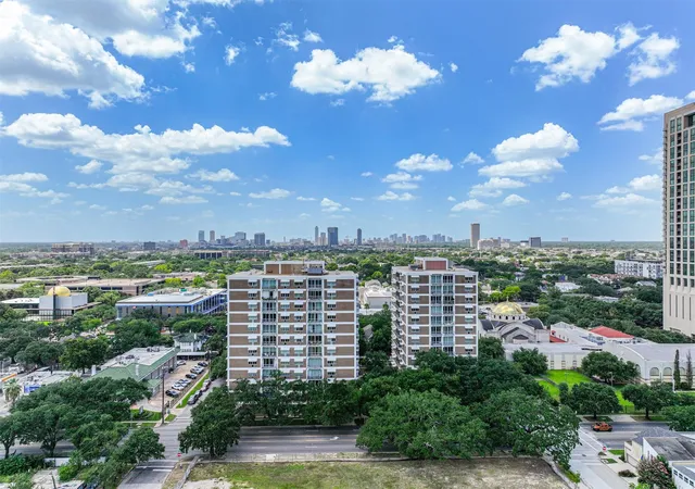 2nd image of 3614 Montrose Blvd #505, Houston, TX 77006 | MLS# 87587979