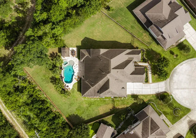 3rd image of 2343 Bottlebrush Ln, Conroe, TX 77384 | MLS# 61737694