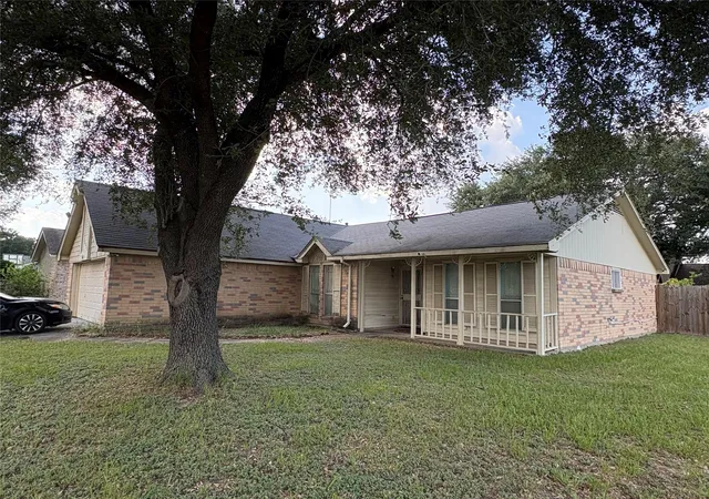 Photo 1 of Single family home for sale at 8202 Winding Meadow Ct, Houston, TX 77040 | MLS# 2935947 | Listing updated on 2026-09-18