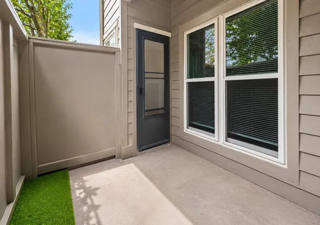 2nd image of 10047 Westpark Dr, Houston, TX 77042