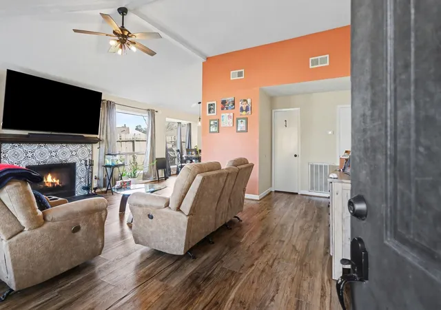 Photo 3 of Single family home for sale at 10011 Sand Pass Ln, Houston, TX 77064 | MLS# 63527447 | Listing updated on 2026-09-04