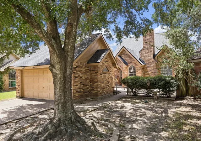 Photo 1 of Sale Pending at 11447 W Travelers Way Cir, Houston, TX 77065 | MLS# 92571521 | Listing updated on 2026-09-07