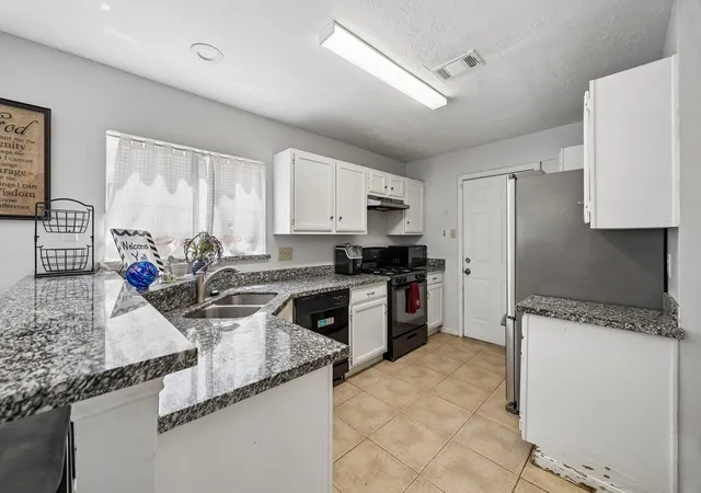 Photo 3 of Sale Pending at 11447 W Travelers Way Cir, Houston, TX 77065 | MLS# 92571521 | Listing updated on 2026-09-07