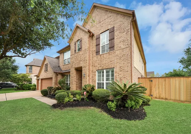 3rd image of 27202 Stone Harbour Ln, Katy, TX 77494 | MLS# 66783327