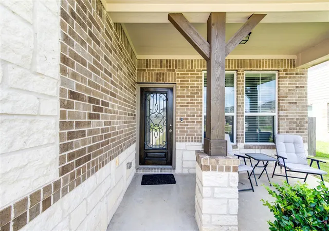 Photo 3 of Single family home for sale at 3334 Tilley Dr, Rosenberg, TX 77471 | MLS# 4290347 | Listing updated on 2026-08-11