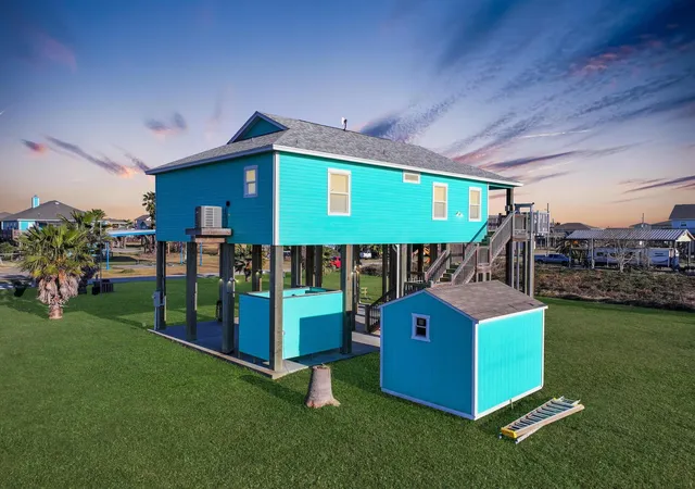 2nd image of 911 S Tinkle Ln, Port Bolivar, TX 77650 | MLS# 74265195