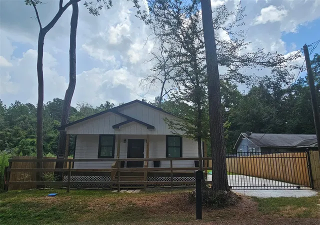 1st image of 160 Oak Ln, Shepherd, TX 77371 | MLS# 86994856