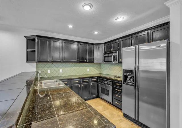2nd image of 2800 Jeanetta St #610, Houston, TX 77063 | MLS# 60650066