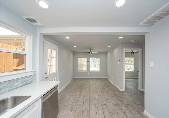 2nd image of 13519 Peoria St, Houston, TX 77015