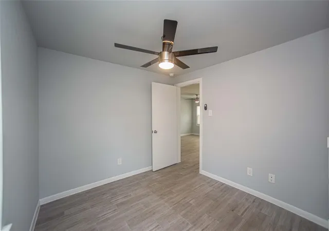4th image of 13519 Peoria St, Houston, TX 77015
