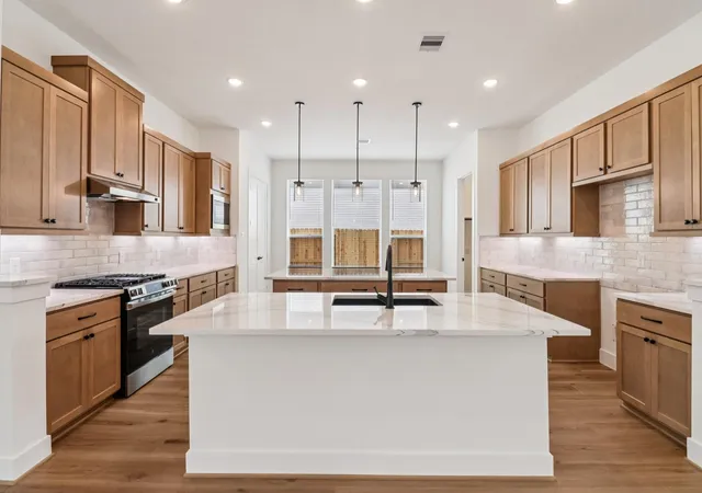 1st image of 9729 Roaring River Falls Ln, Porter, TX 77365 | MLS# 60787001