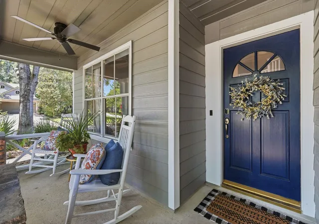 Photo 2 of Single family home for sale at 106 Autumn Branch Dr, Spring, TX 77382 | MLS# 40924199 | Listing updated on 2026-09-13