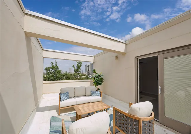 37th image of 402 Tuam St #3, Houston, TX 77006 | MLS# 97628019