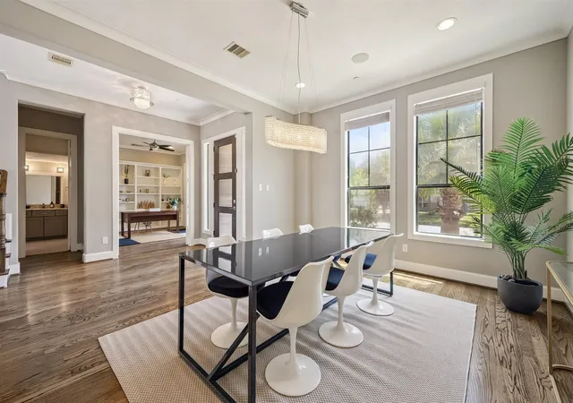 Photo 2 of Sale Pending at 4618 Oakdale St, Bellaire, TX 77401 | MLS# 46205441 | Listing updated on 2026-08-27