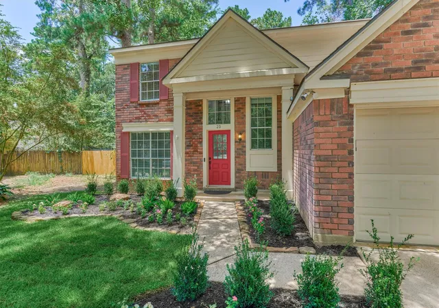 Photo 4 of Single family home for sale at 23 Ridgecross Pl, Spring, TX 77381 | MLS# 72065917 | Listing updated on 2026-08-29