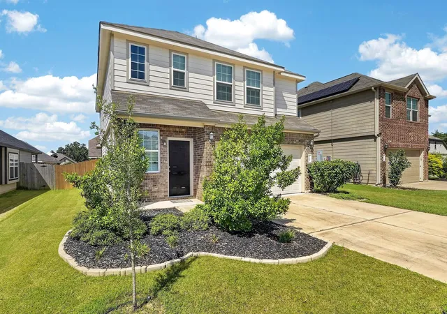 Photo 2 of Single family home for sale at 4702 Los Pines Way, Bryan, TX 77807 | MLS# 87457247 | Listing updated on 2026-09-20