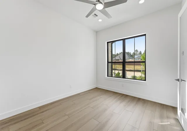 Photo 3 of Single family home for sale at 5148 Silverbell Ln, Montgomery, TX 77316 | MLS# 61503564 | Listing updated on 2026-08-10