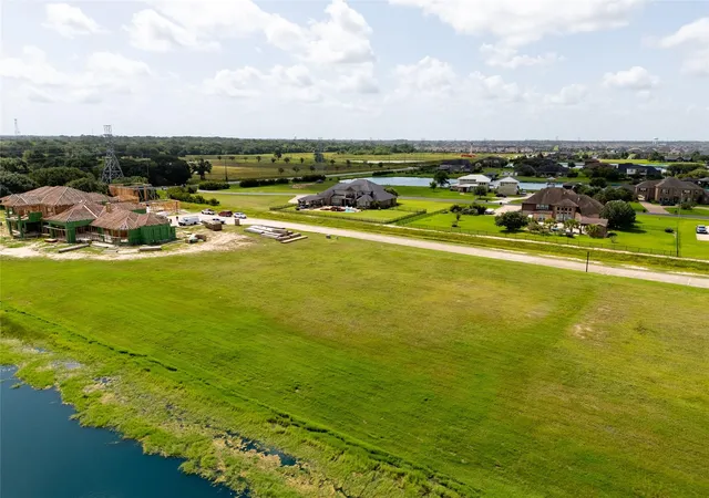 5th image of 215 Hall Thompson Rd, Katy, TX 77493 | MLS# 43462245