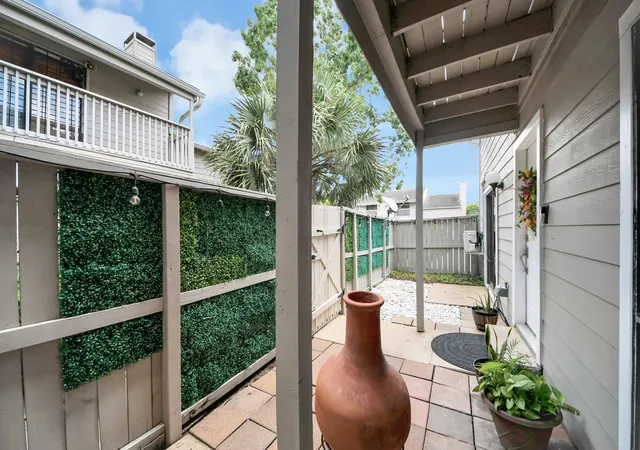 2nd image of 9512 Windswept Ln #9512, Houston, TX 77063 | MLS# 68166622
