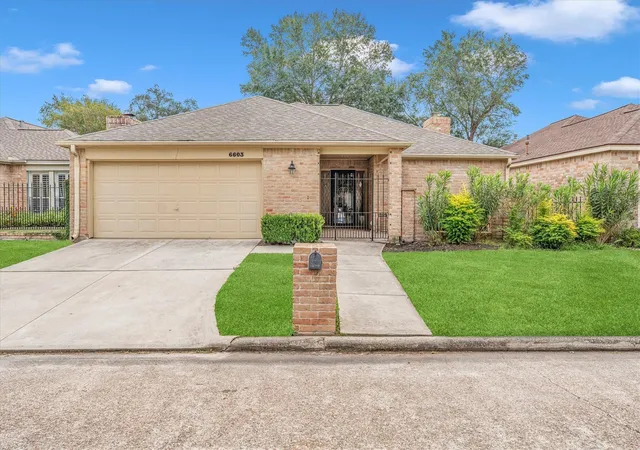 Photo 1 of Single family home for sale at 6603 Pauma Dr, Houston, TX 77069 | MLS# 53460123 | Listing updated on 2026-08-22