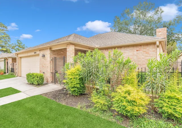 Photo 4 of Single family home for sale at 6603 Pauma Dr, Houston, TX 77069 | MLS# 53460123 | Listing updated on 2026-08-22