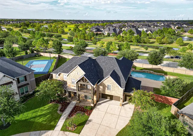 2nd image of 3426 Pin Oak Shadow Ln, Houston, TX 77059 | MLS# 41605821