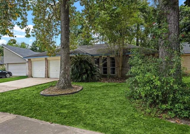 Photo 3 of Single family home for sale at 5322 Misty Moon Dr, Humble, TX 77346 | MLS# 94018299 | Listing updated on 2026-09-25