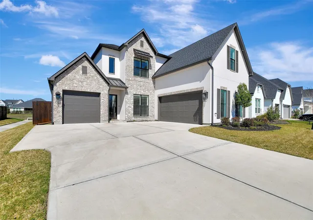 3rd image of 1746 Spring Vw, Friendswood, TX 77546 | MLS# 57675750