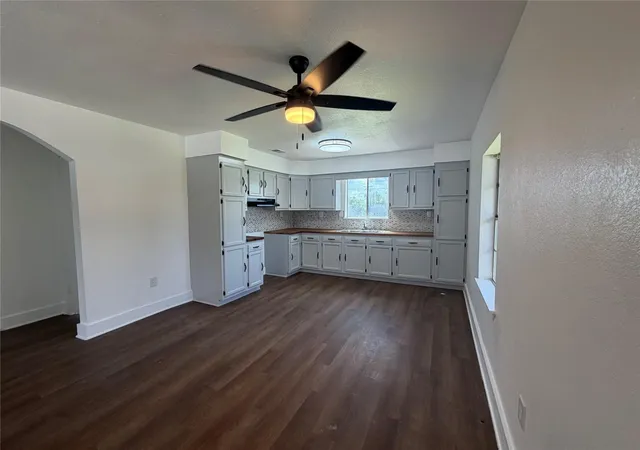 4th image of 4522 County Road 459C, Freeport, TX 77541 | MLS# 92697287