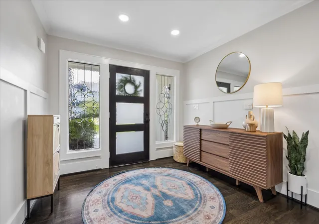 2nd image of 1013 Fisher St, Houston, TX 77018 | MLS# 36450633