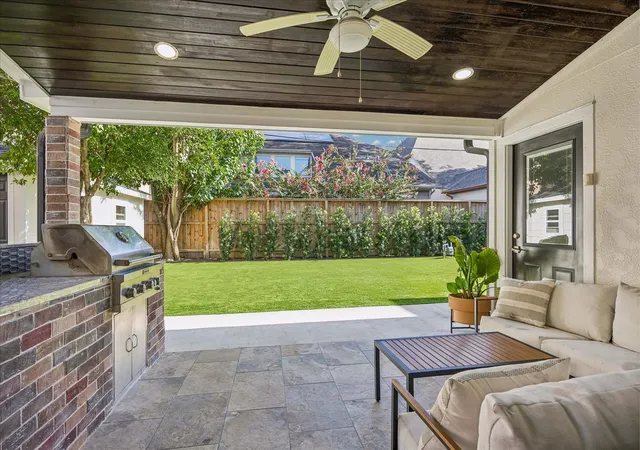 4th image of 1013 Fisher St, Houston, TX 77018 | MLS# 36450633