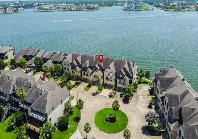image of 2720 Lighthouse Dr, Houston, TX 77058 | MLS# 39476316