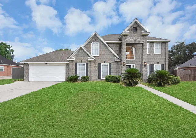 Photo 1 of Single family home for sale at 6923 Crystal Point Dr, Katy, TX 77449 | MLS# 9237360 | Listing updated on 2026-09-04