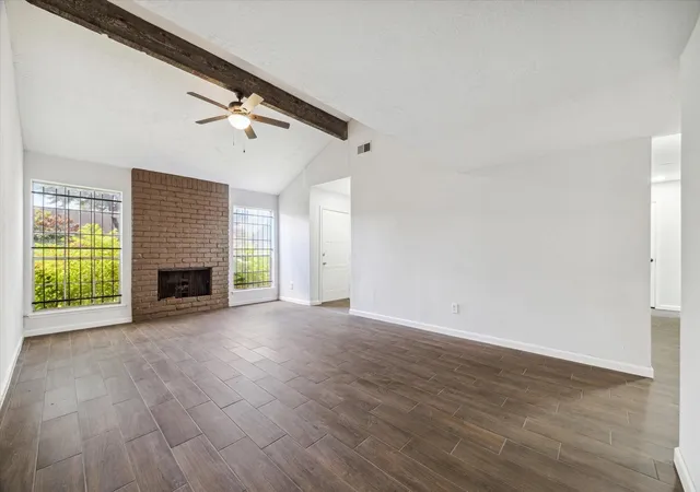 5th image of 8628 Maplecrest Dr, Houston, TX 77099 | MLS# 61131211