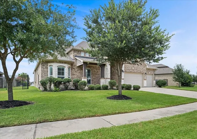 Photo 4 of Sale Pending at 31814 Dunham Lake Dr, Hockley, TX 77447 | MLS# 75591044 | Listing updated on 2026-09-15